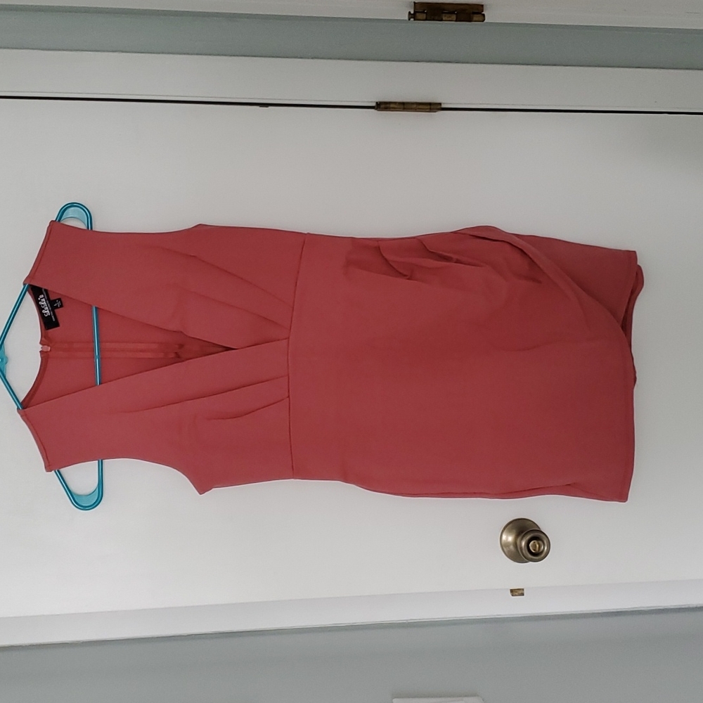 Lulu's pink bodycon dress